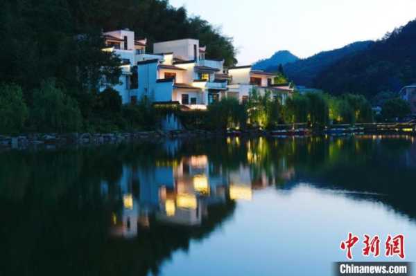 何斯路村_探索隐藏的乡村魅力
