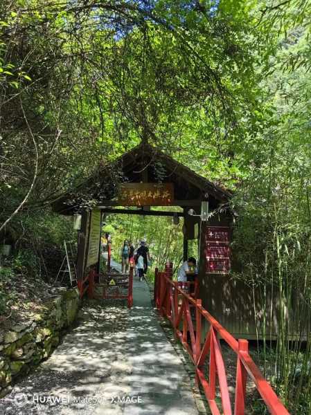 中坝大峡谷旅游攻略_探索美景与趣味活动