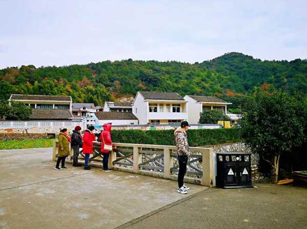 南洞艺谷旅游攻略_探索最佳游玩路线与景点推荐
