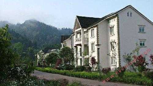 周公山热地温泉旅游攻略_必游景点与注意事项