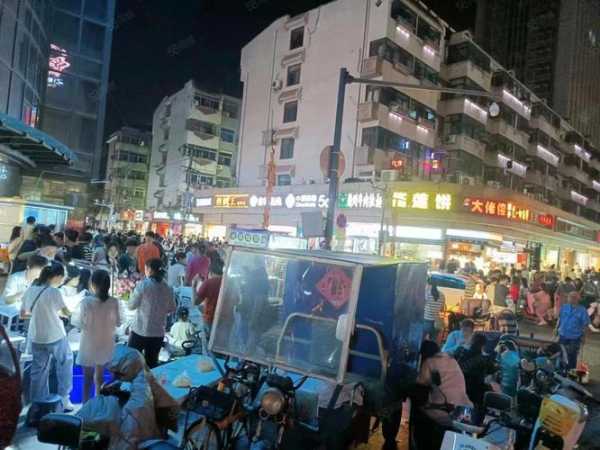 大学城商业街_有哪些热门店铺和活动?
