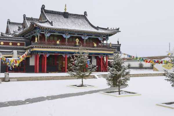 百灵庙旅游攻略, 探索这个神秘圣地的魅力