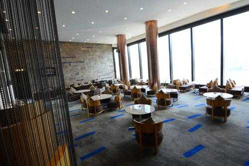 港岛海逸君绰酒店, 享受奢华海景与完美服务
