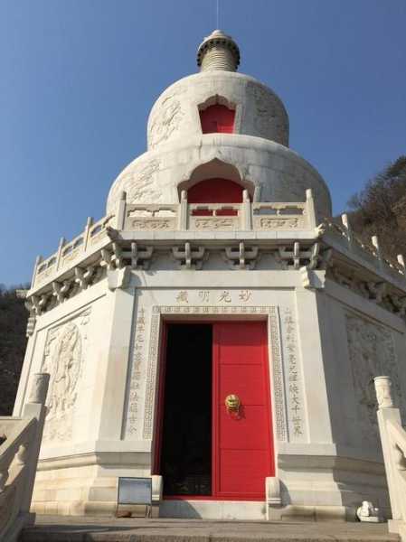 辽阳龙峰寺, 探秘这座古老寺庙的魅力