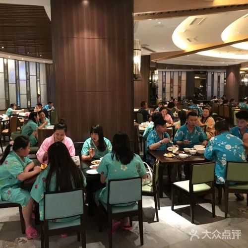 何日君温泉酒店, 感受奢华泡汤体验!