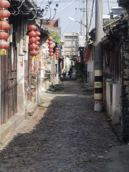 余西古镇, 探寻千年历史的文化瑰宝