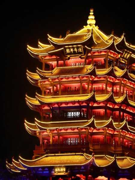黄鹤楼几点开灯,最佳观赏时间是什么时候？