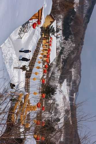 临江雪村松岭旅游攻略, 如何畅游雪村的美景？